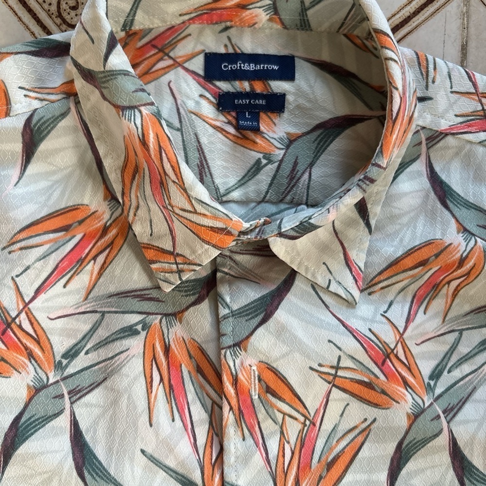 Croft & Barrow Hawaiian Shirt Mens L Bird Of Paradise Short Sleeve ButtonUp - Picture 2 of 3